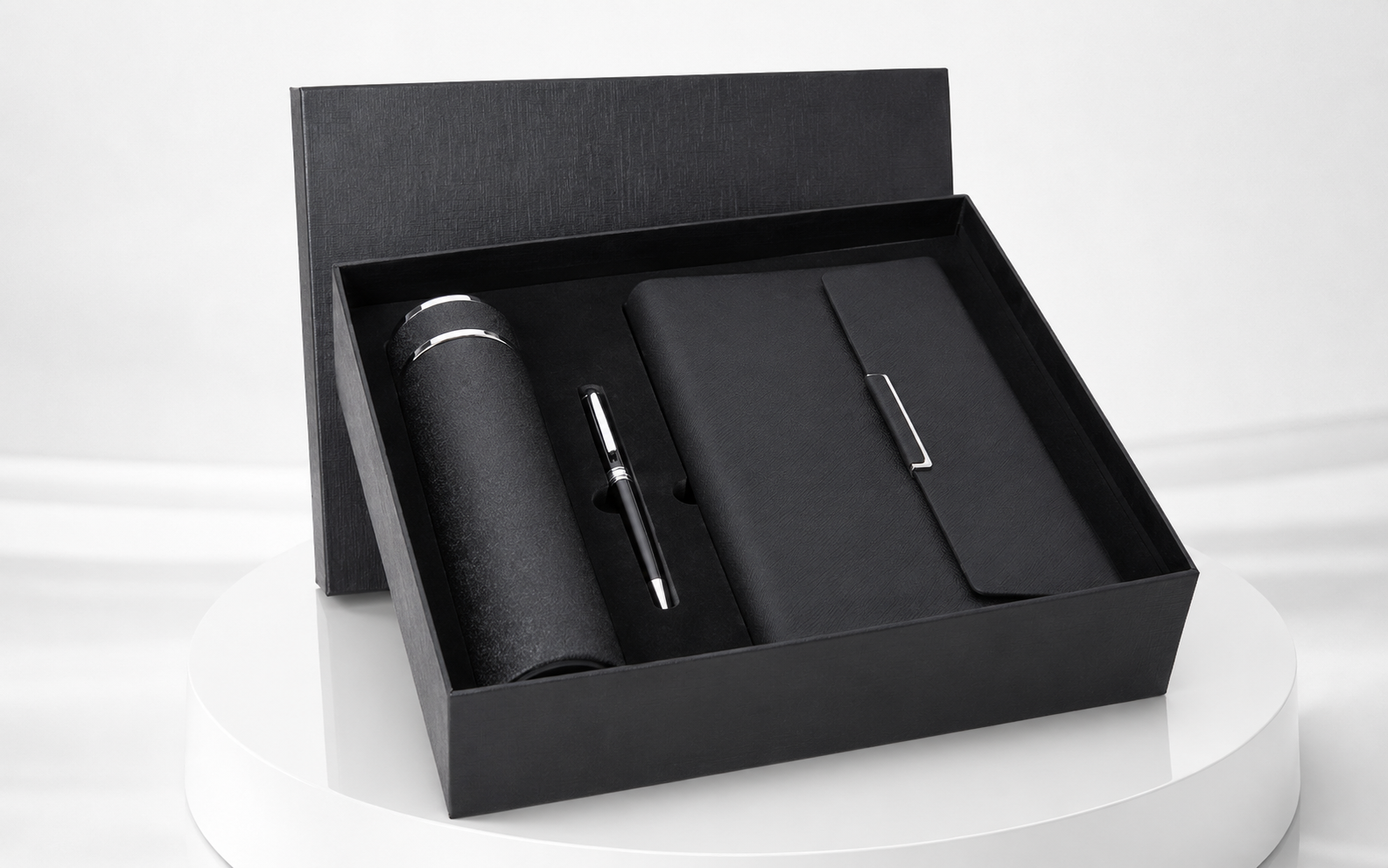 Executive Gift Set with Flask, Pen and Notebook 