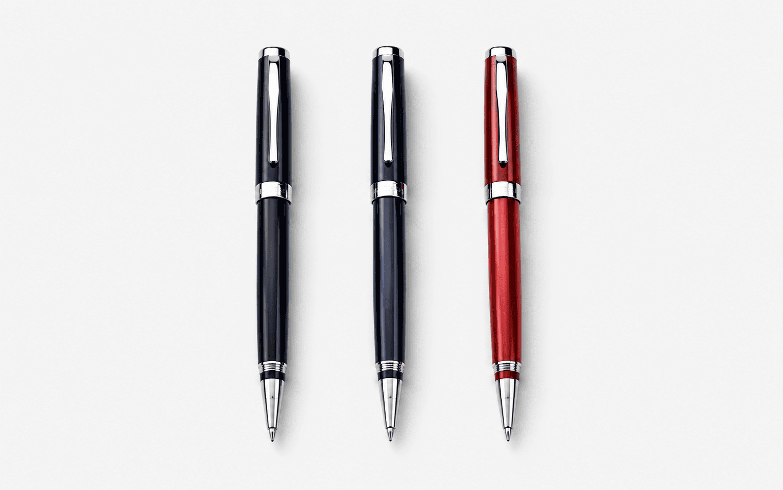 Smooth-Flow Rollerball Pen – Professional Office Writing Pen