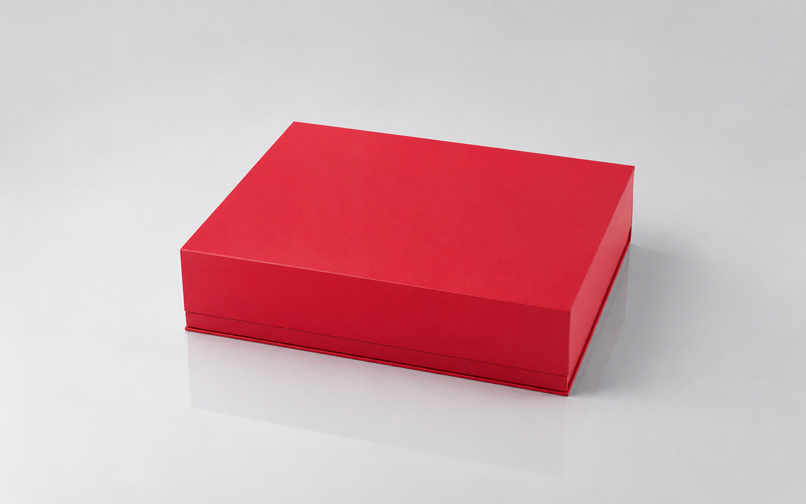 Red Executive Gift Set with Flask and Accessories 